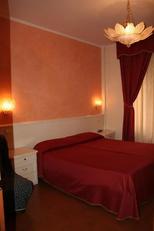 B&B Messina Rome Bed & Breakfast