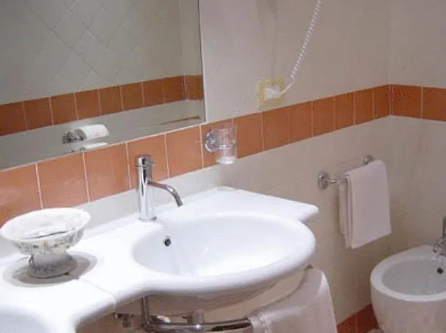 B&B Messina Rome Bed & Breakfast
