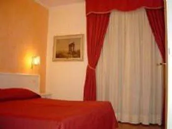 B&B Messina Řím 3*,  Itálie